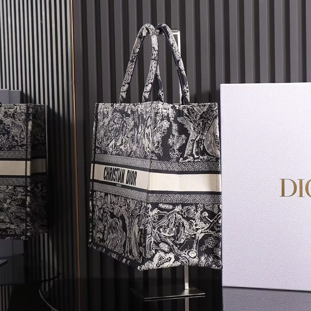 D10r Book Tote 42x18x35cm