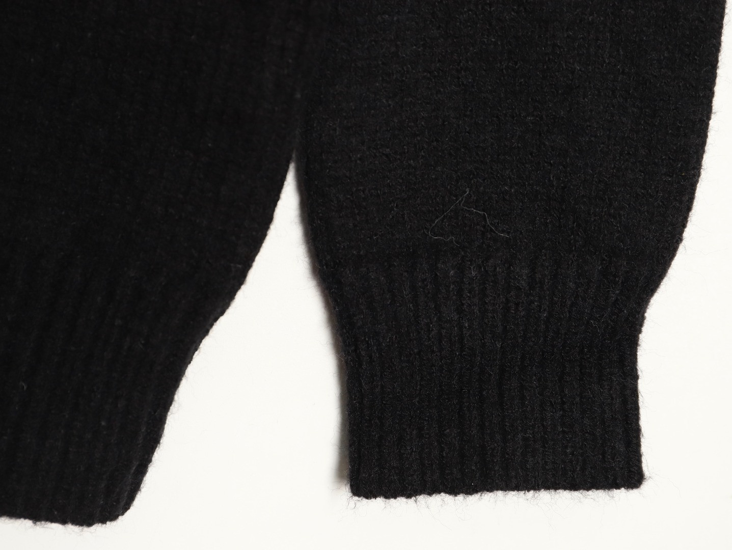 Bv*b*rry Sweaters