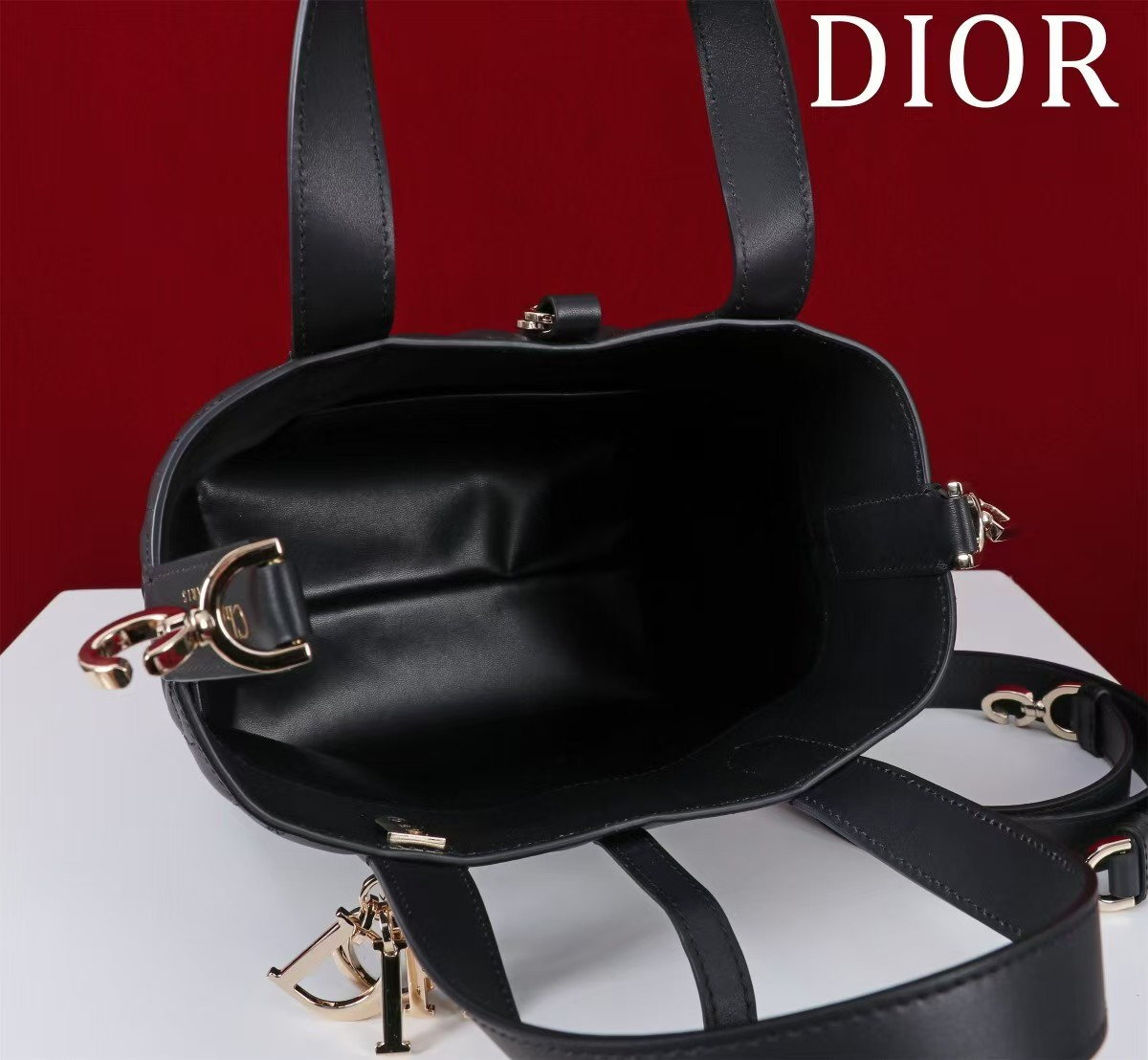 D10r Small D10r Toujours Vertical Tote Bag 18.5 x 18.5 x 12 cm
