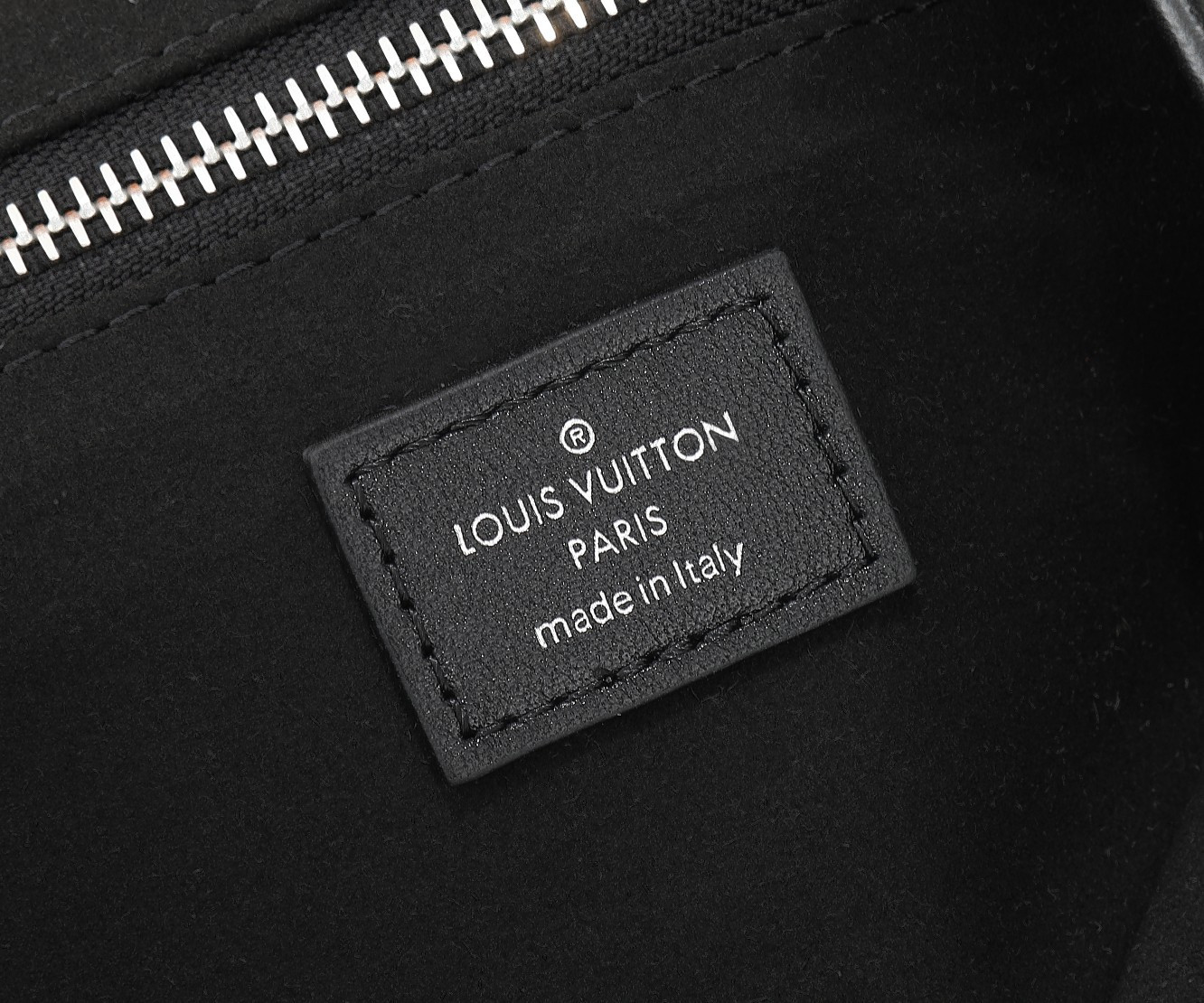 LV CarryAll MM M25143 39x30x15CM
