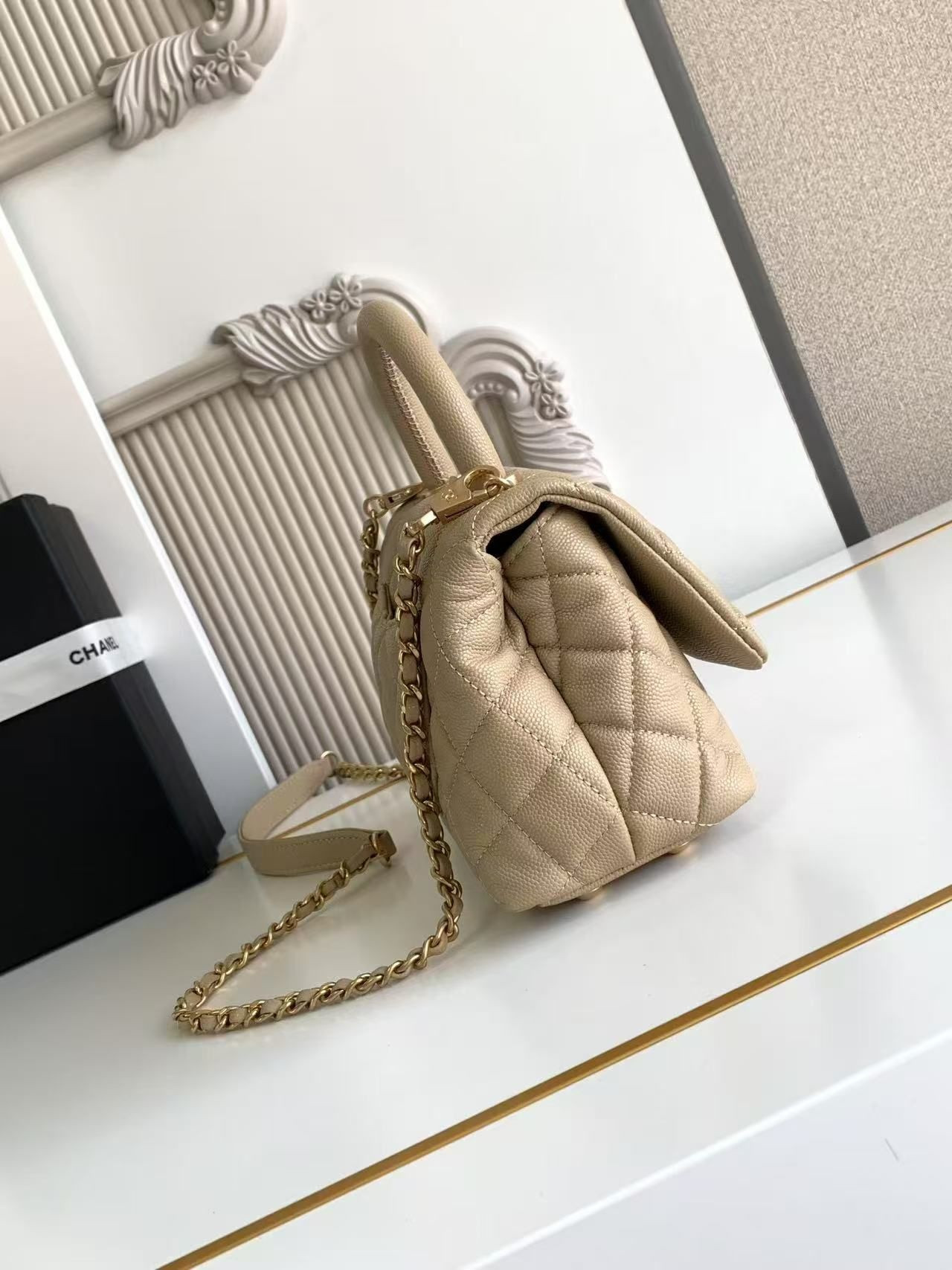 Ch**el mini coco handle 13x19x9cm