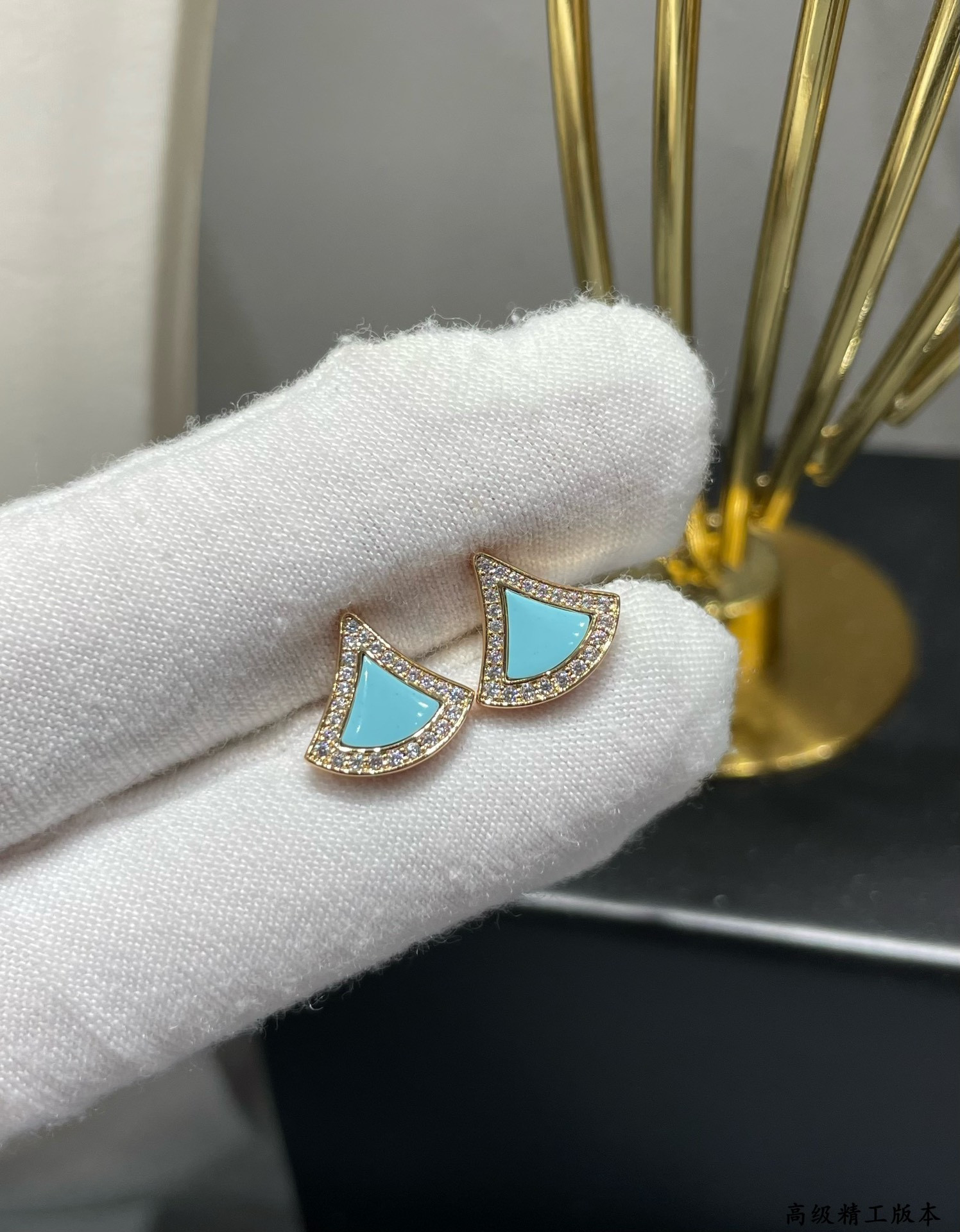Bv1g*ai Skirt Earrings