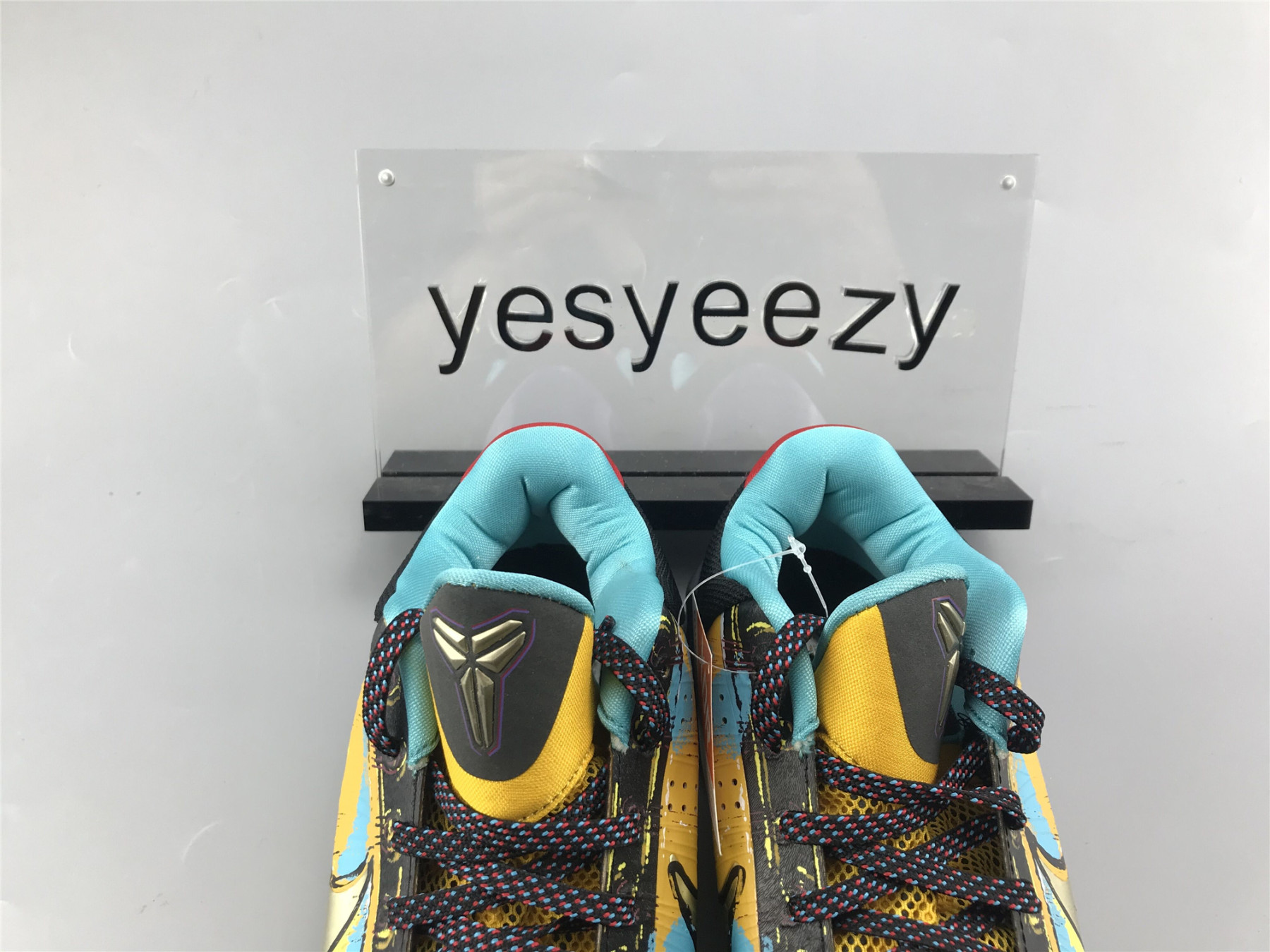 UA NIKE ZOOM KOBE 5 