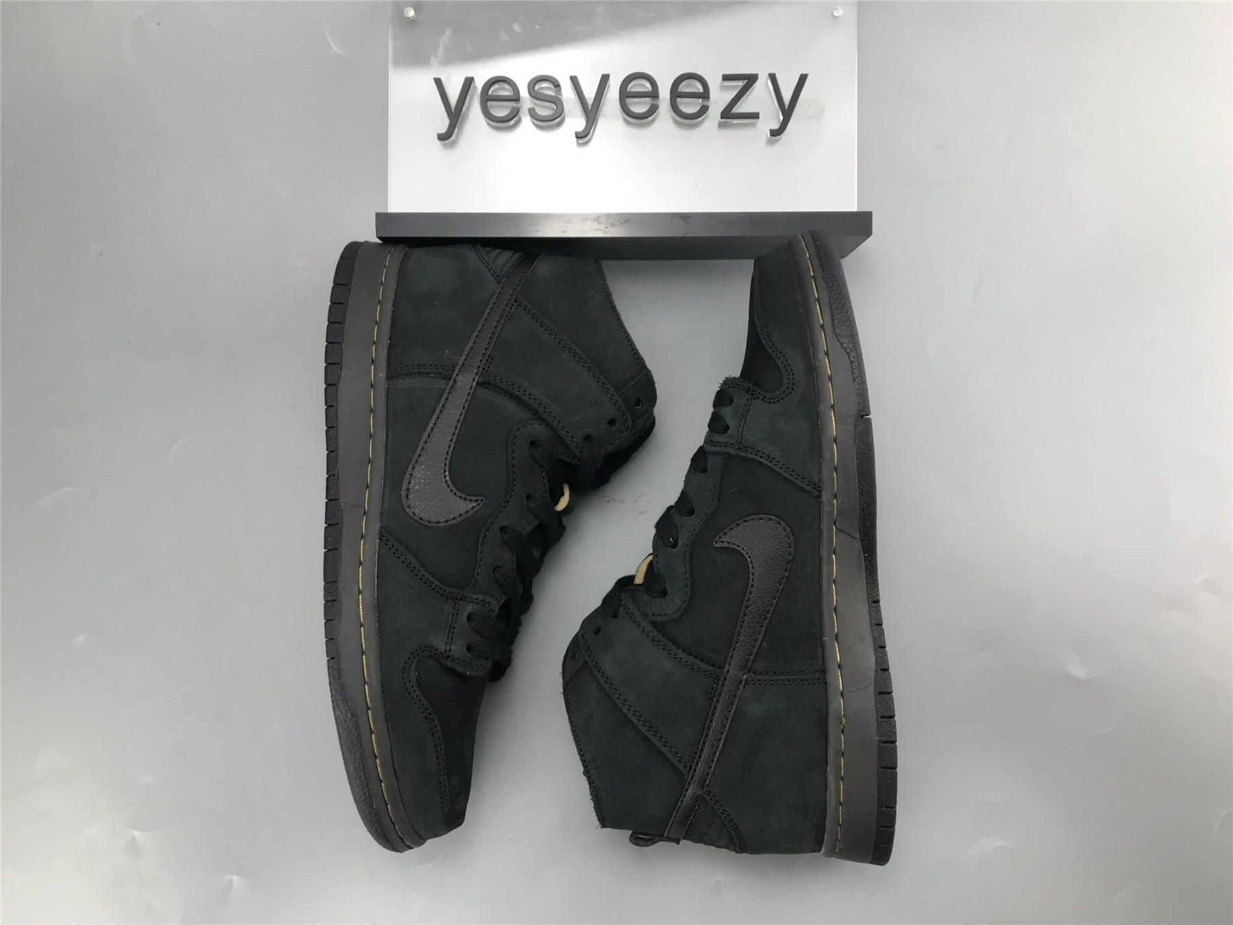 ua nike zoom dunk high sb pro deconstructed preM1vm 