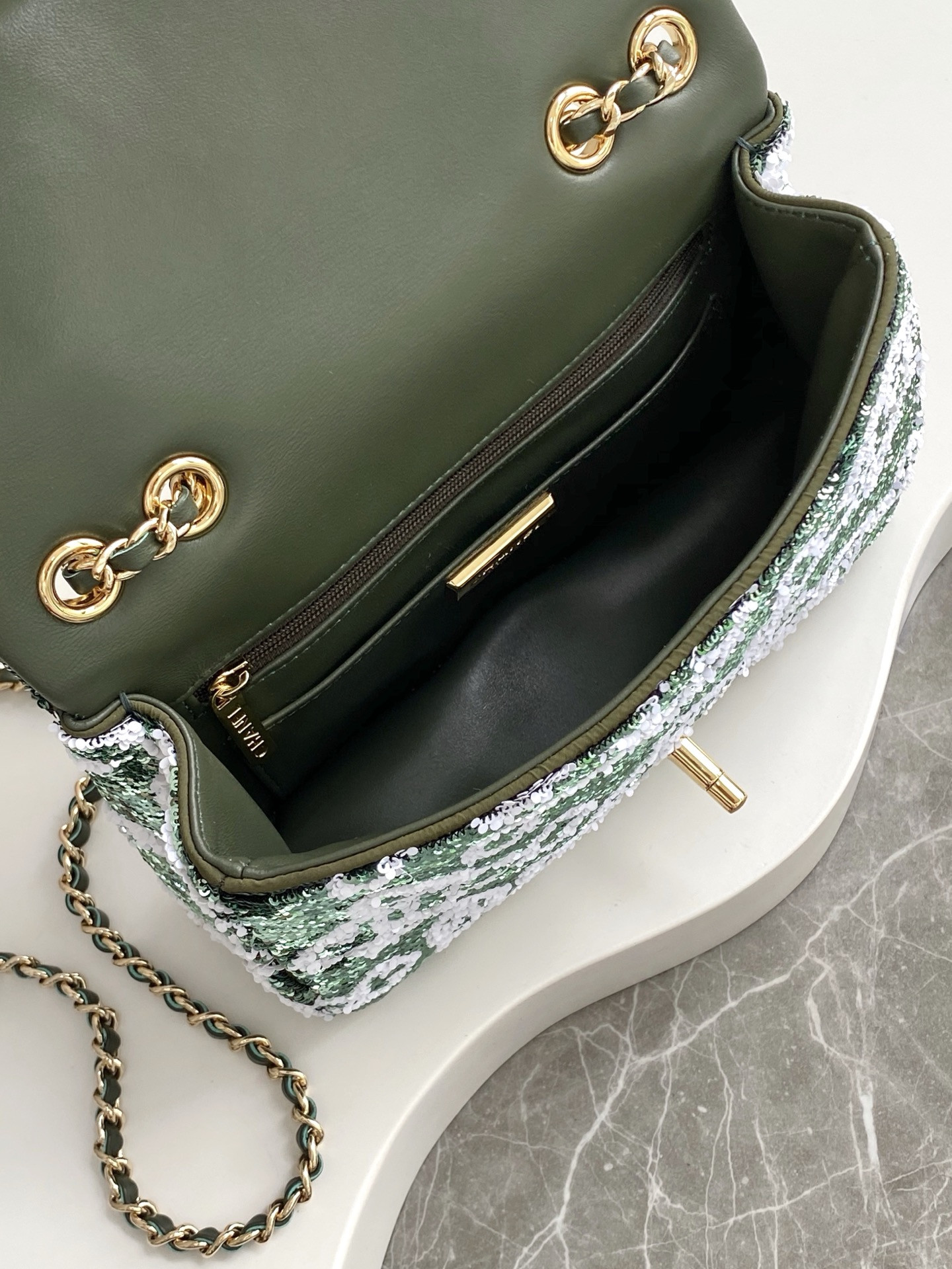 Ch**el flap bag 14x21x8cm