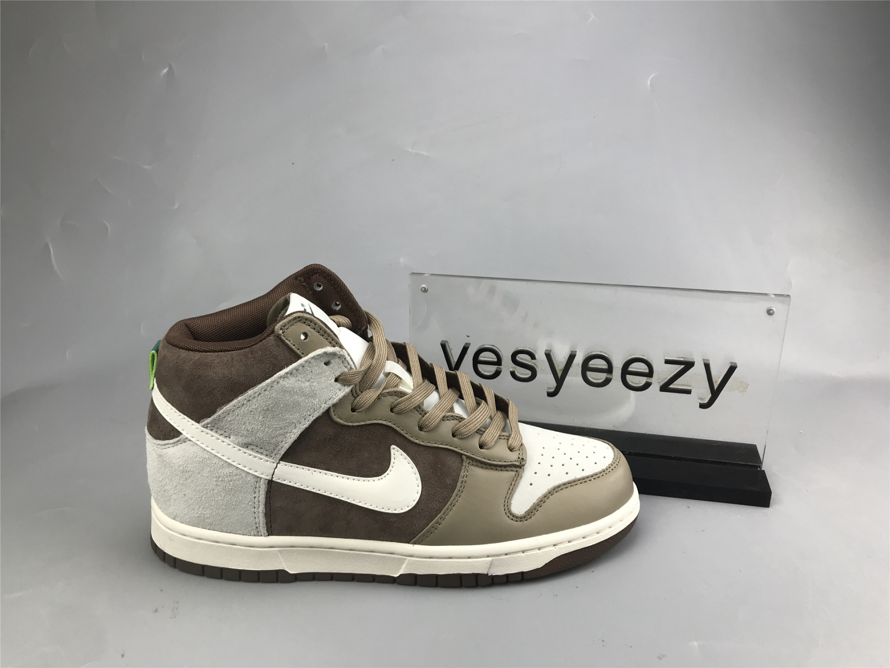 UA NIKE DUNK HIGH 
