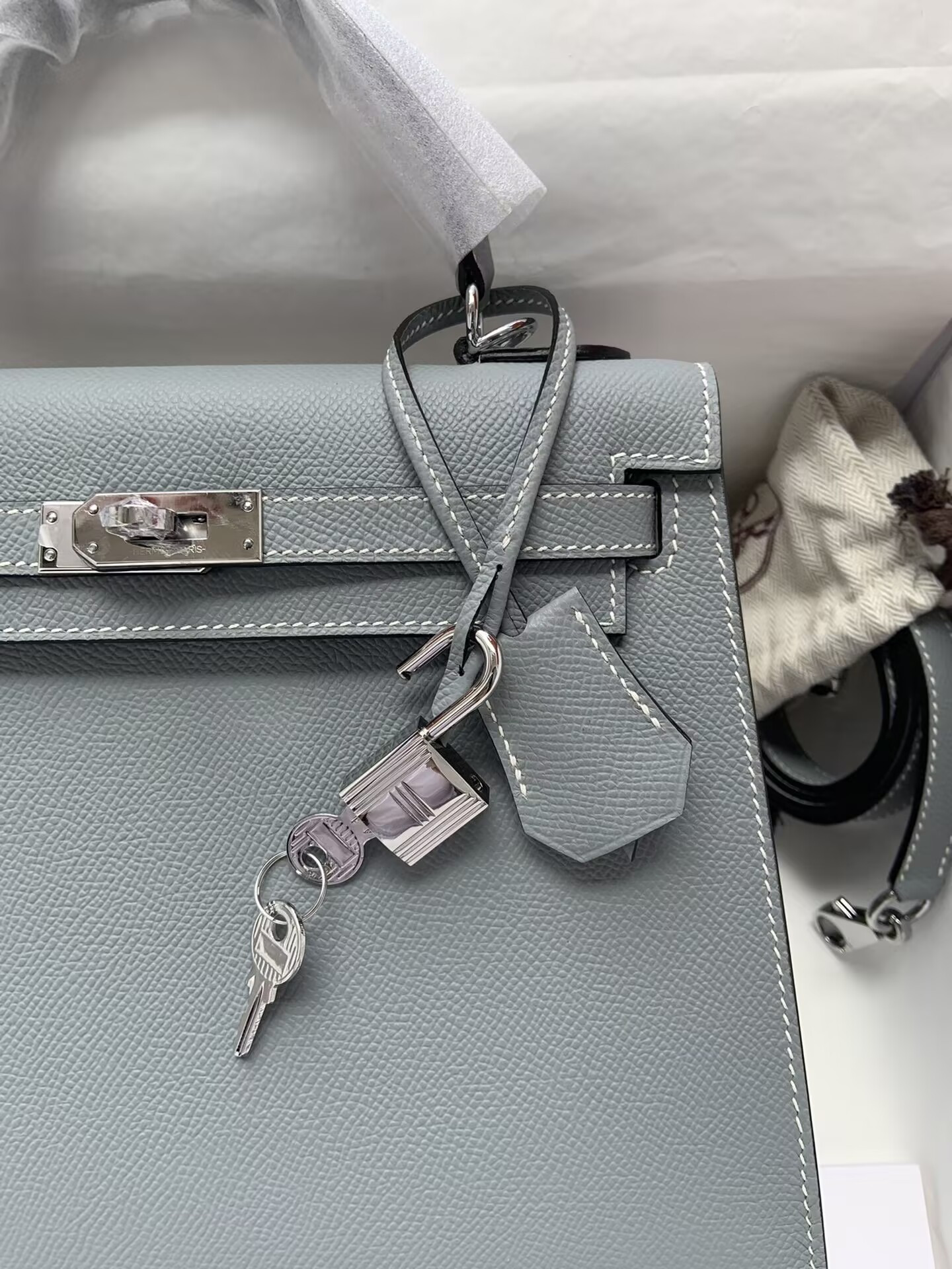 H**me5 Kelly Silver-tone Hardware 25 28