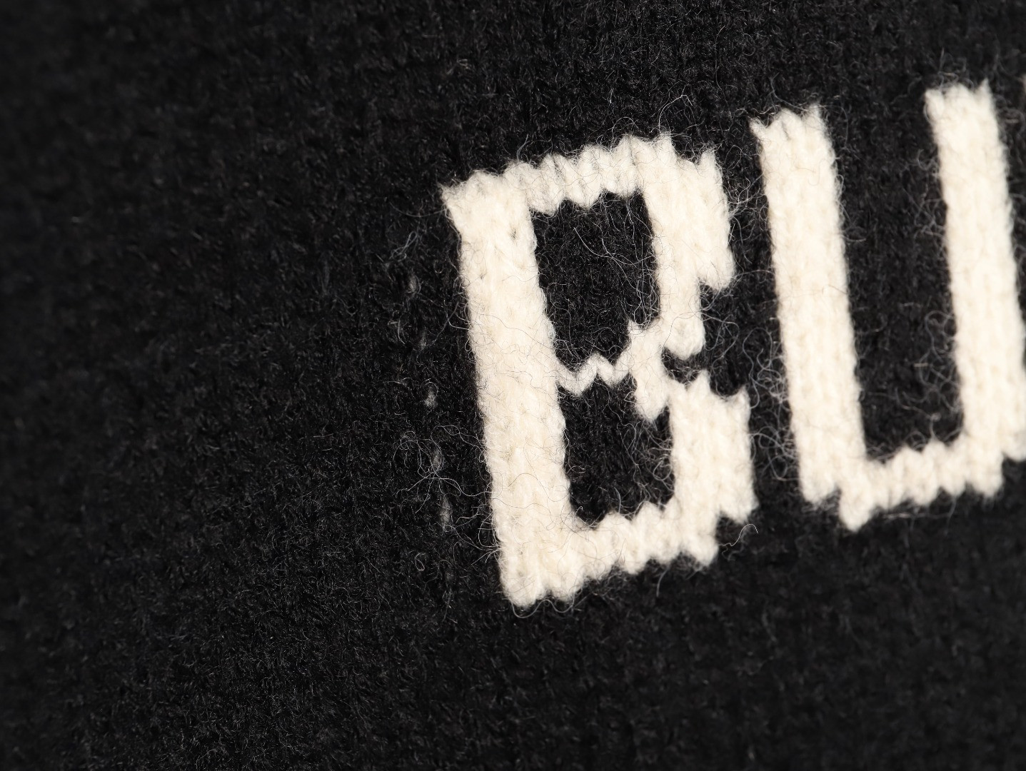 Bv*b*rry Sweaters