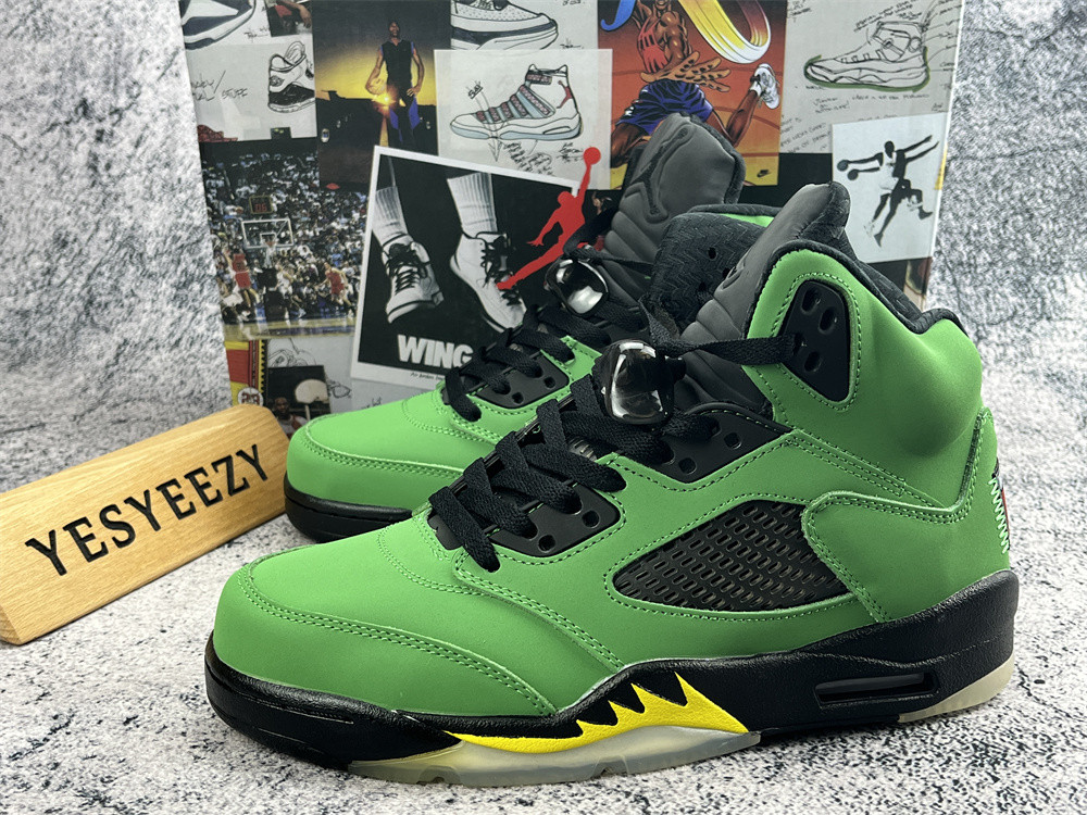 UA AIR JORDAN 5 RETRO SE 