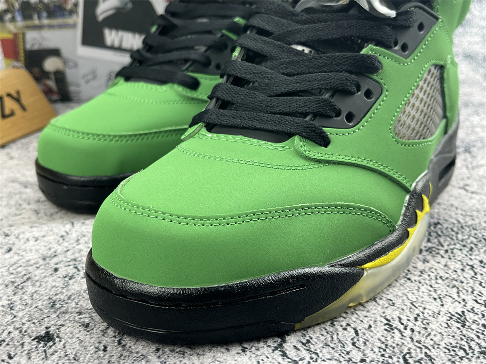 UA AIR JORDAN 5 RETRO SE 