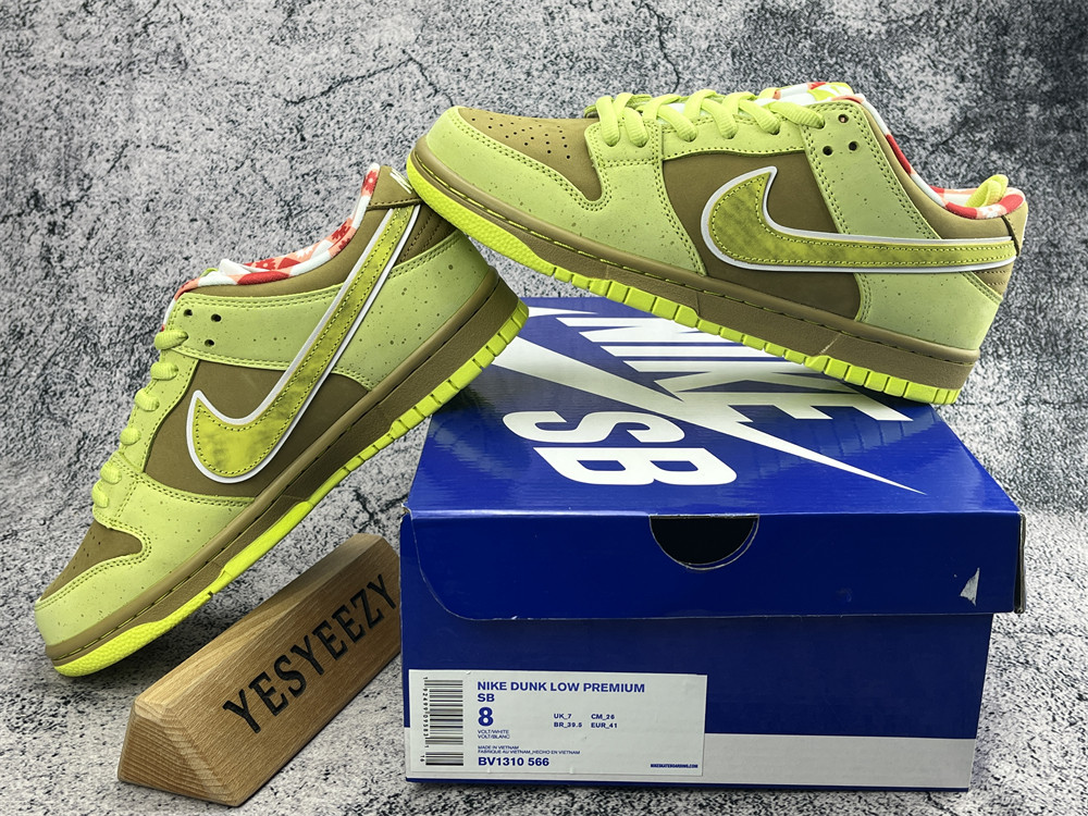 UA DUNK LOW GREEN