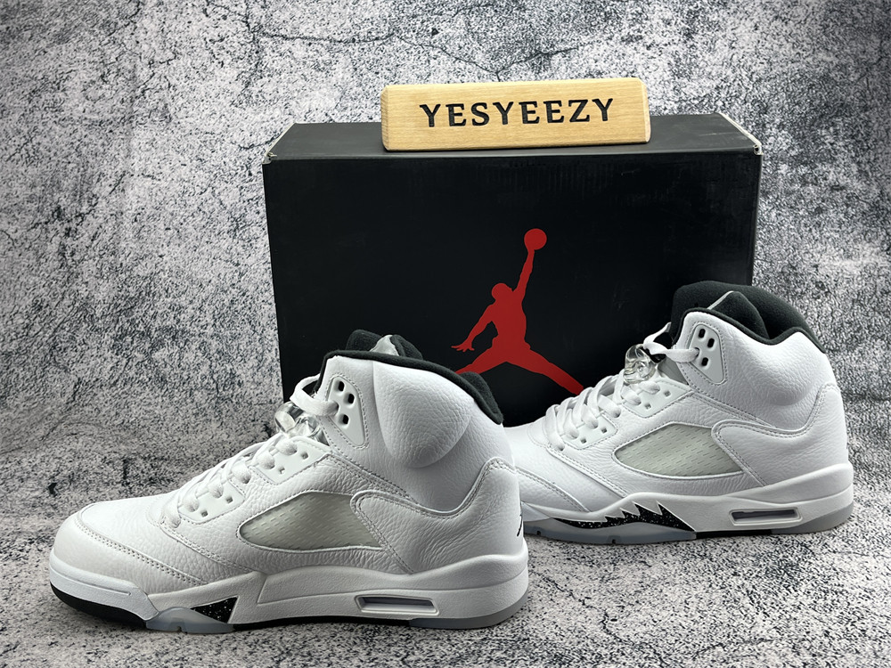 UA AIR JORDAN 5 RETRO 