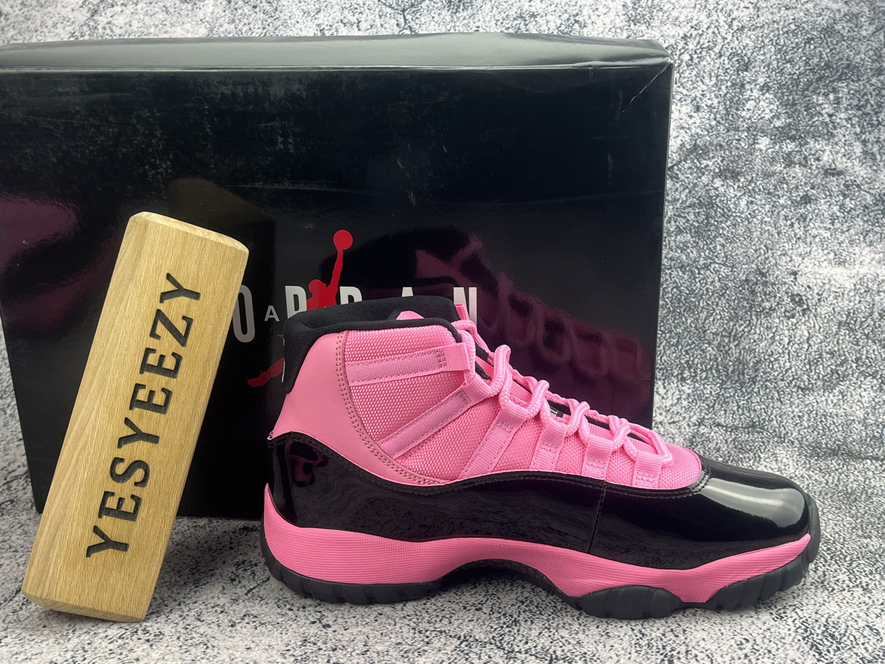 UA Jordan 11 Retro