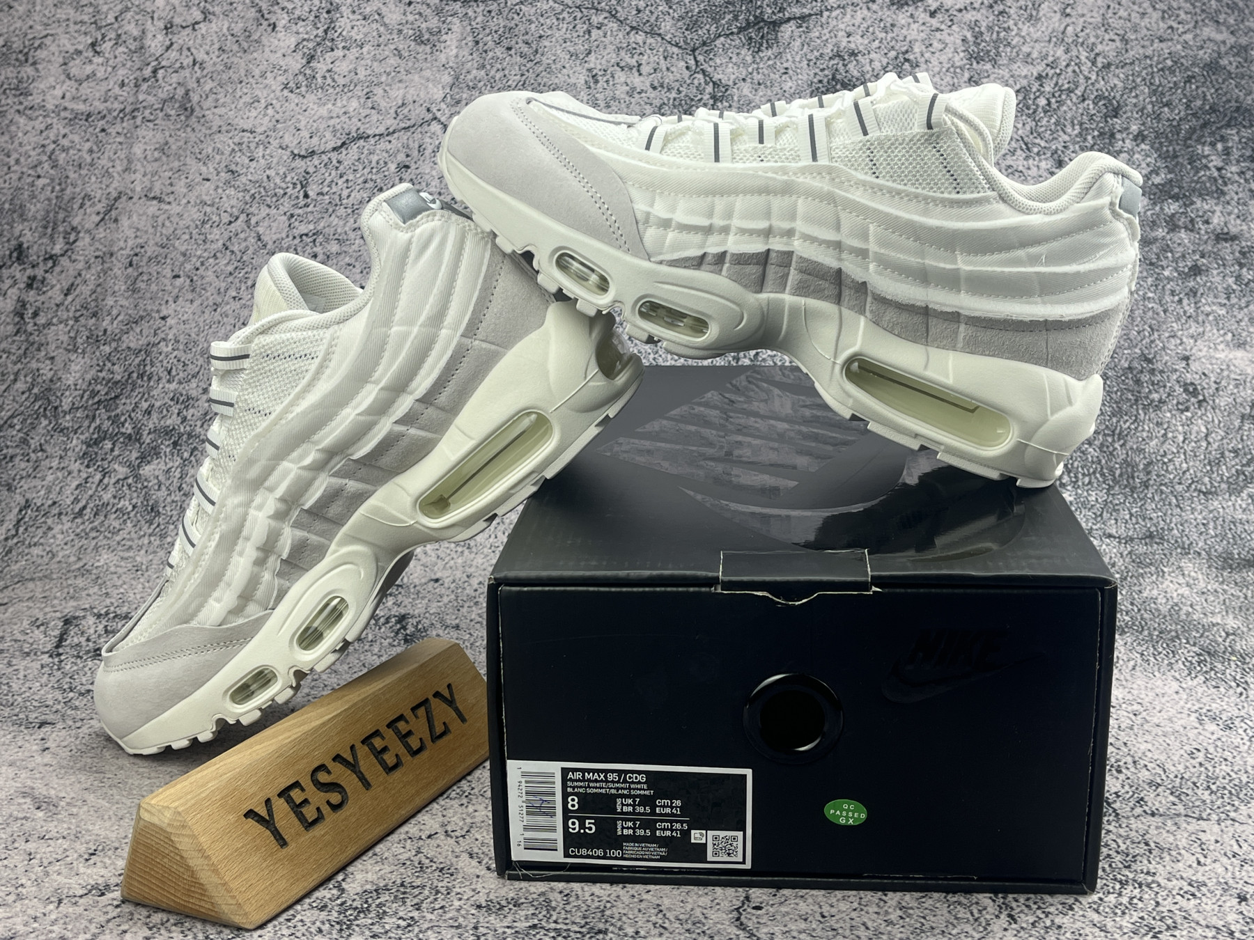 UA Nike Air Max 95