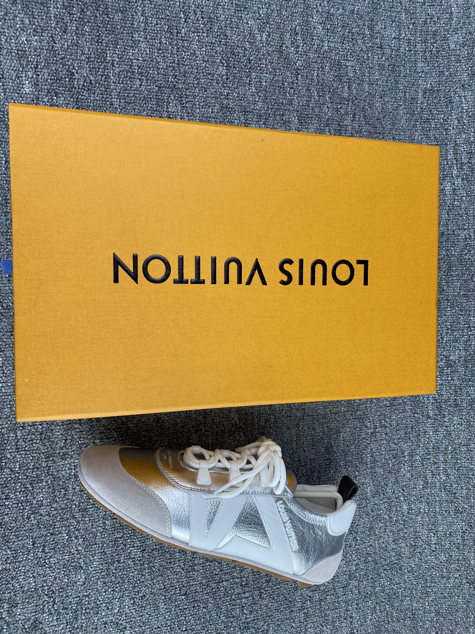 UA LV Sneaker