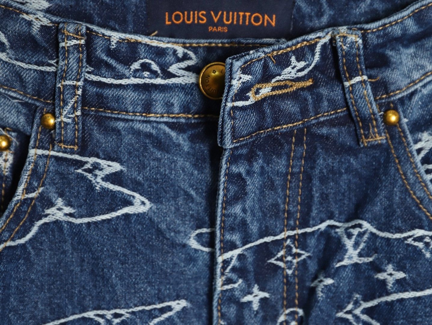 L0vis Vvtt0n LV Pharrell Nigo Tyler Jeans Suit