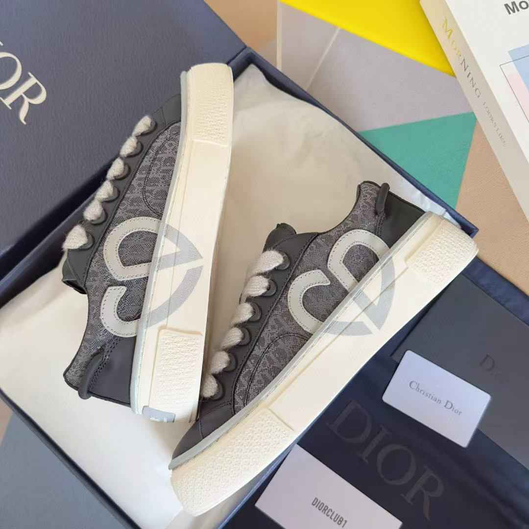 UA D10r B33 Sneaker