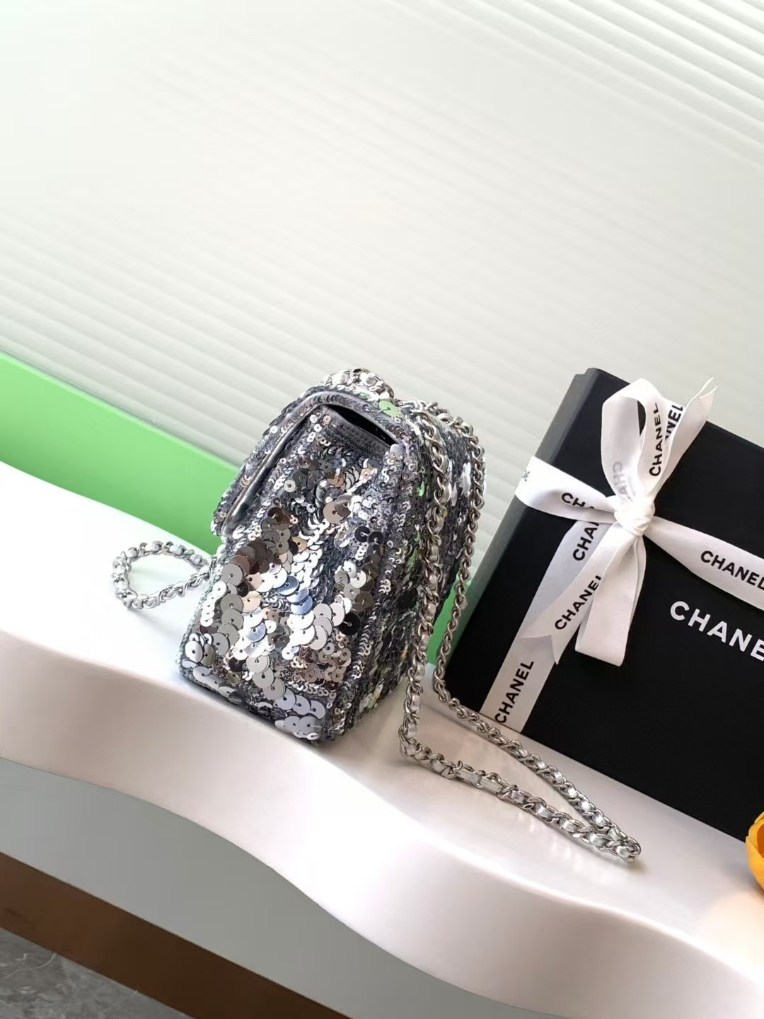 Ch**el CRUISE 25C FLAP BAG 14x21x8cm