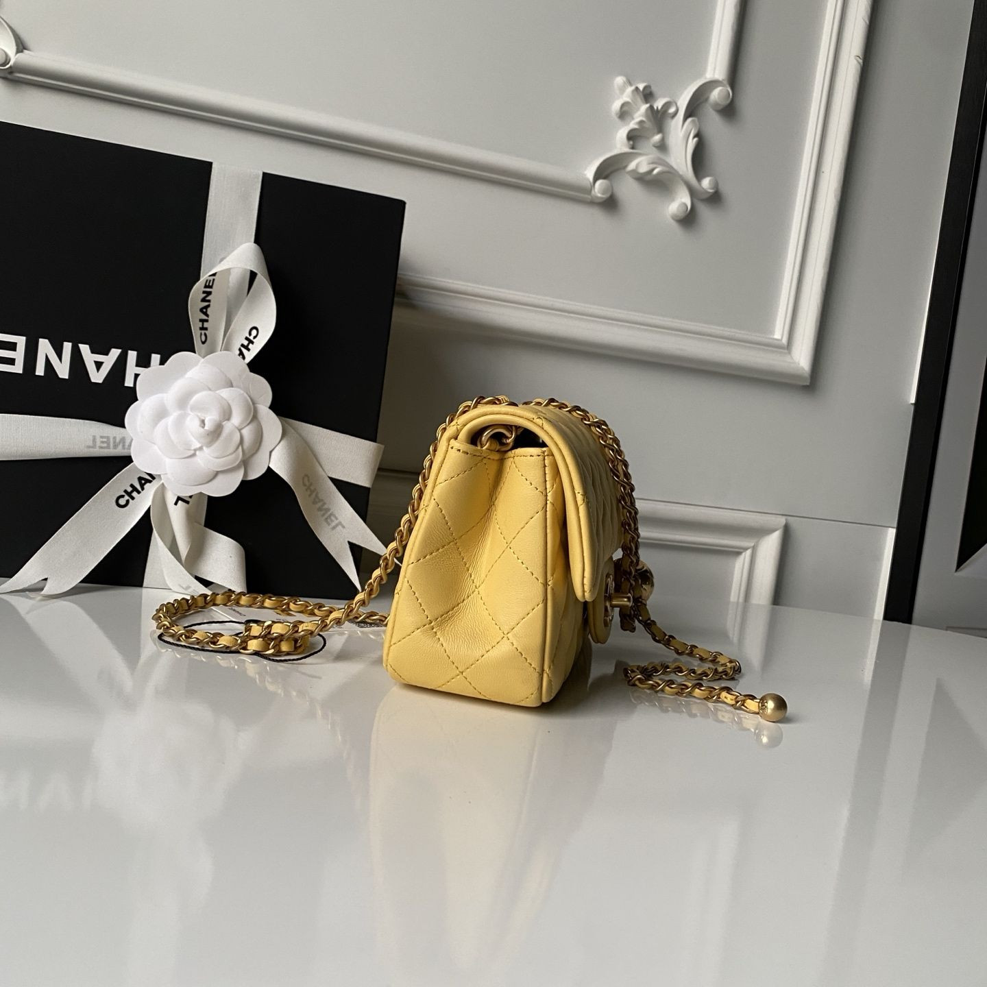 Ch**el MINI FLAP BAG 12×20×6 cm