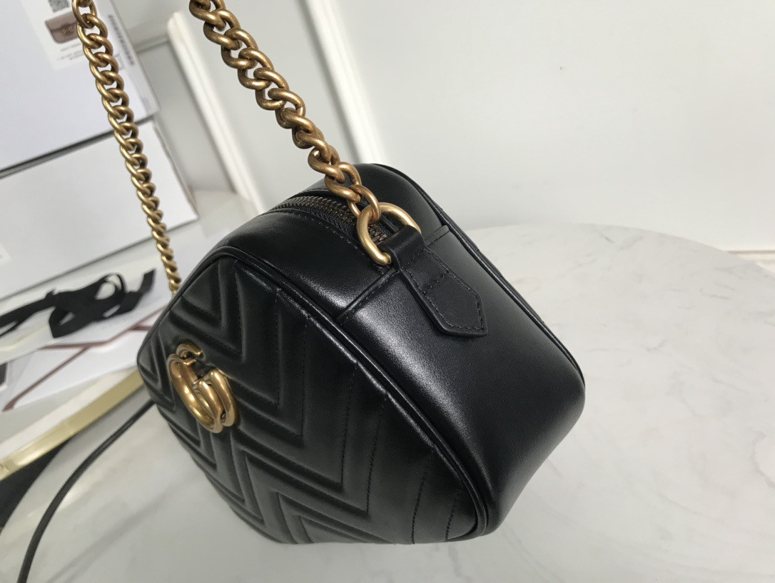 Gvc*1 GG Marmont small shoulder bag 24x12x7cm