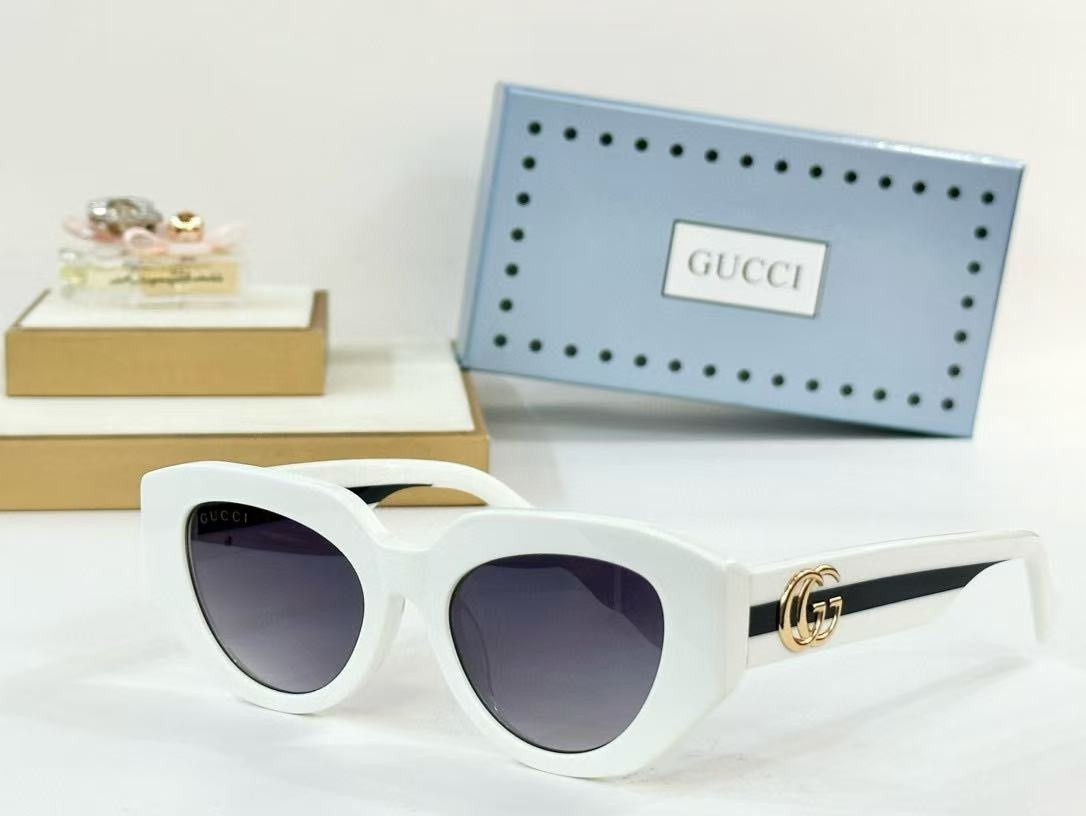 Gvc*1 Glasses GG1843S
