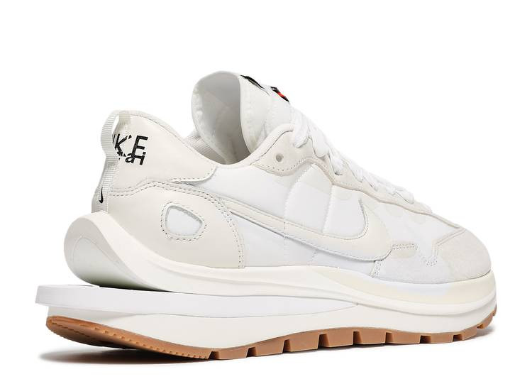 UA NIKE SACAI X VAPORWAFFLE 