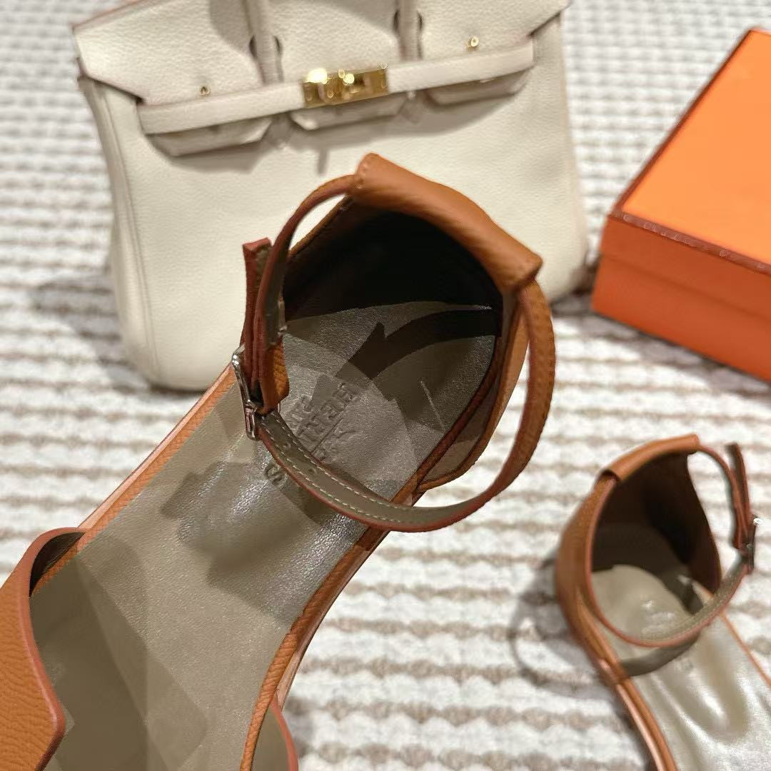 UA H**me5 Santorini leather sandals