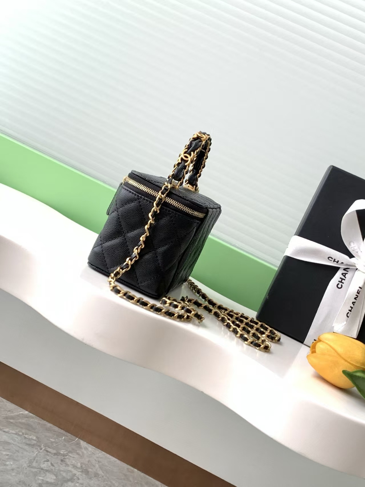 Ch**el Vanity With Chain 9.5x17x8cm