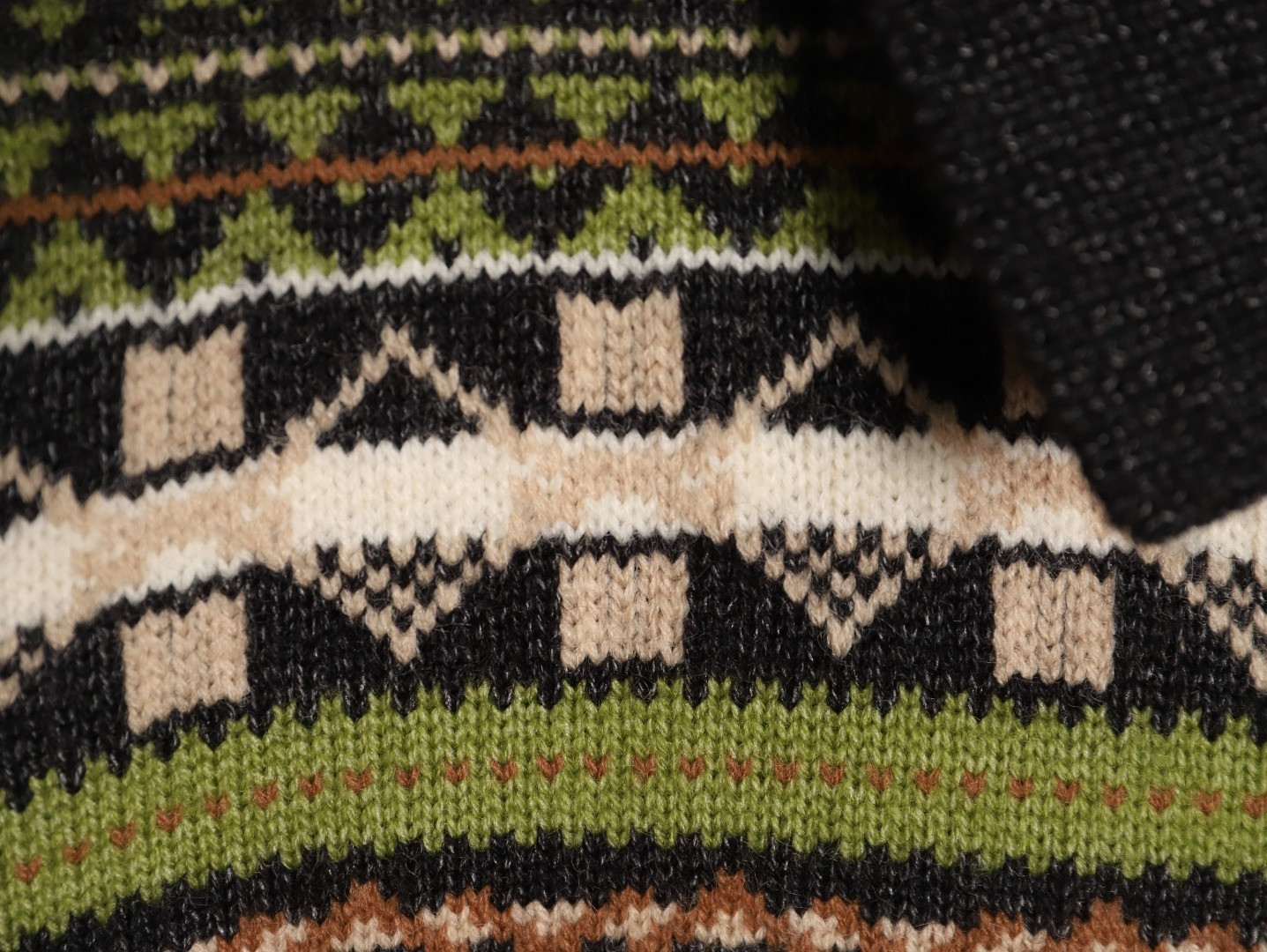 L0ew* 24SS Sweaters