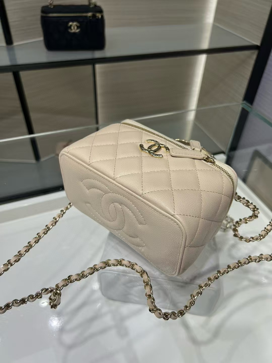 Ch**el Clutch With Chain AP4590 17x9.5x8cm
