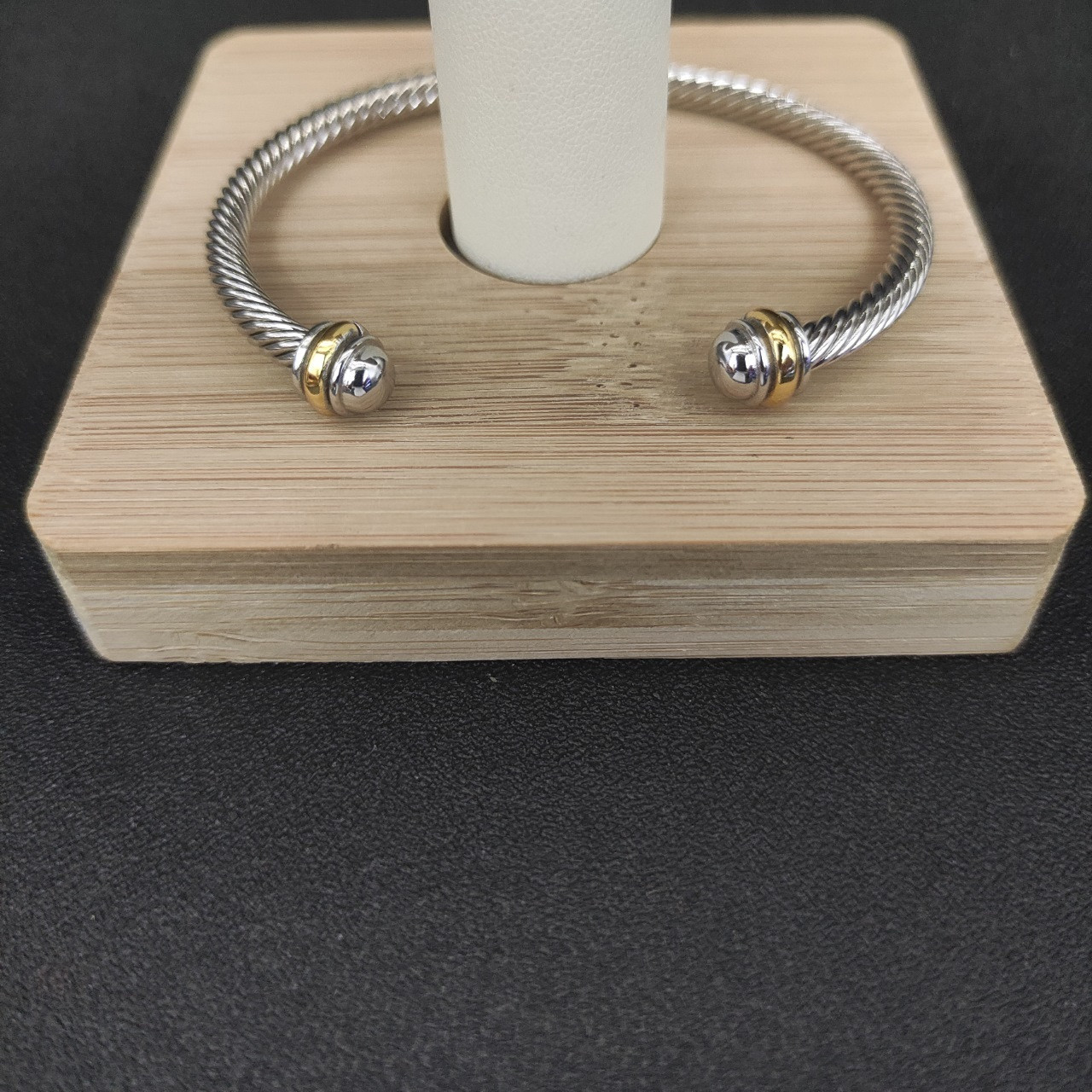 dau1d Yvrm*n 4mm wrap bracelet(wrist circumference 15-20cm)