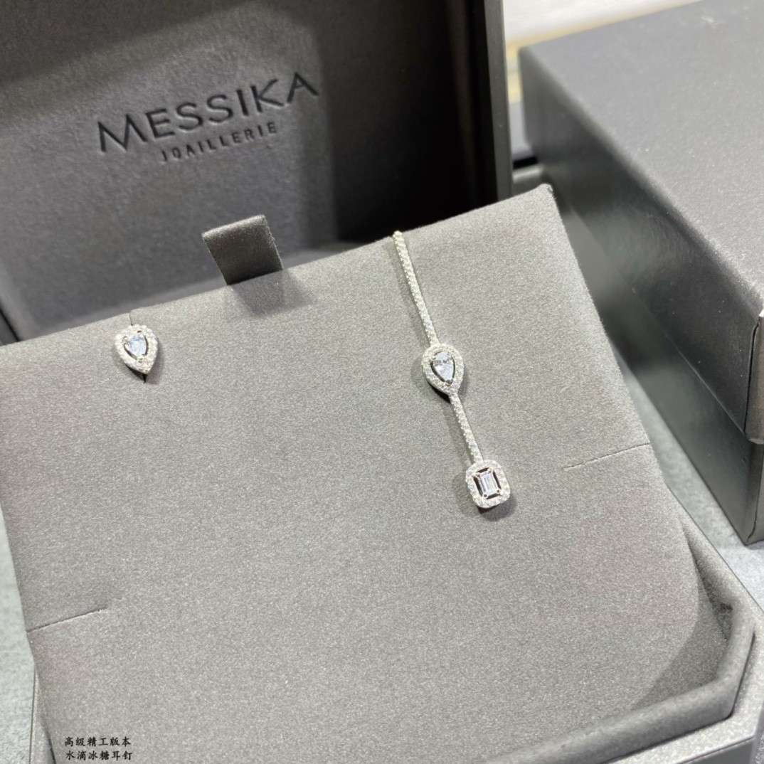 Mes1kaa earrings