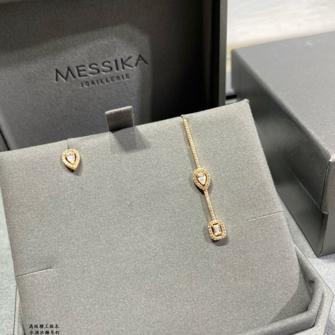 Mes1kaa earrings