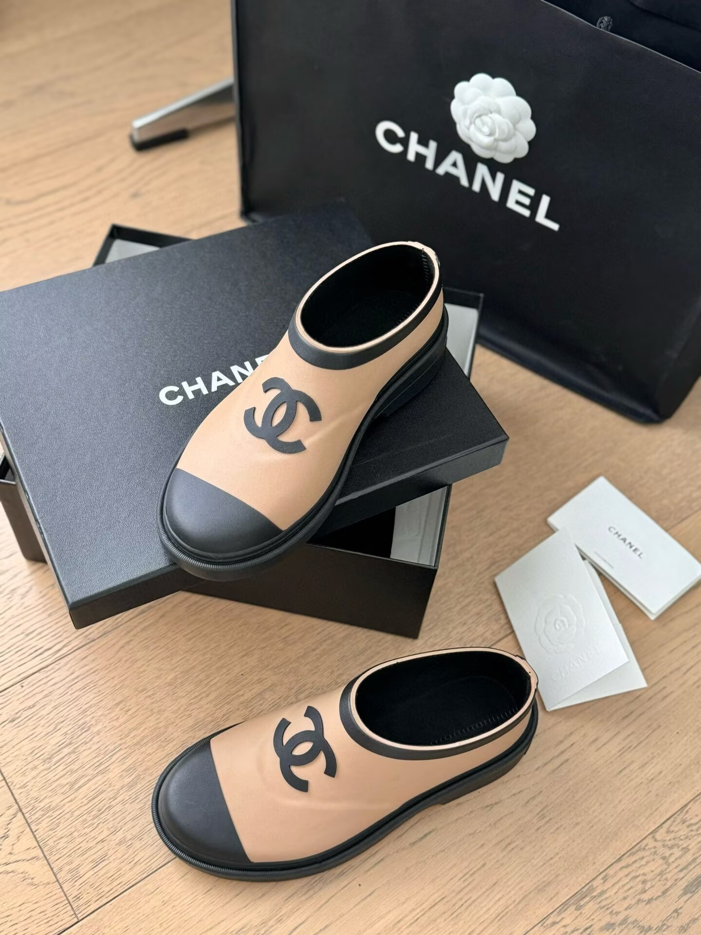 UA Ch**el Boots