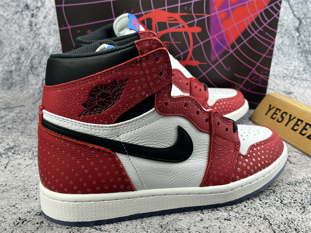 UA AIR JORDAN 1 RETRO HIGH OG 