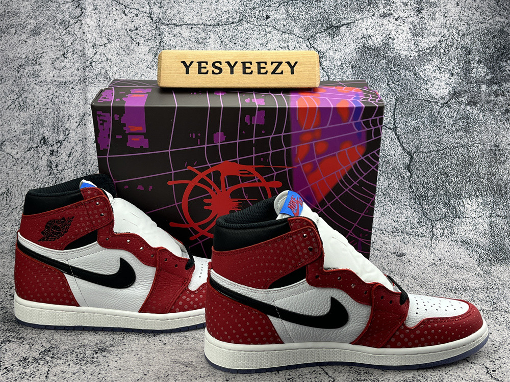 UA AIR JORDAN 1 RETRO HIGH OG 