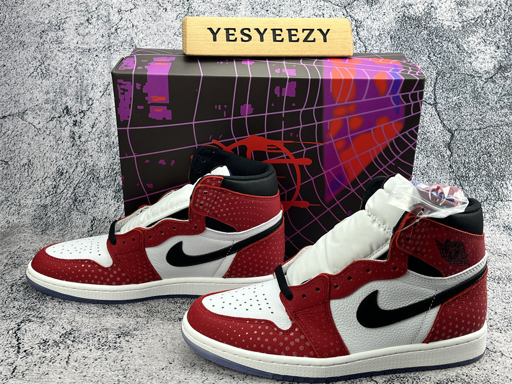 UA AIR JORDAN 1 RETRO HIGH OG 