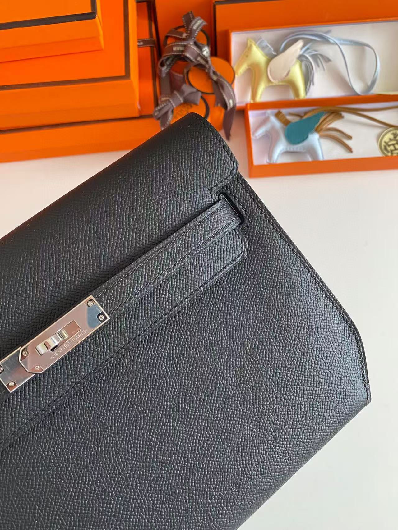 H**me5 Kelly Depeches epsom 25cm