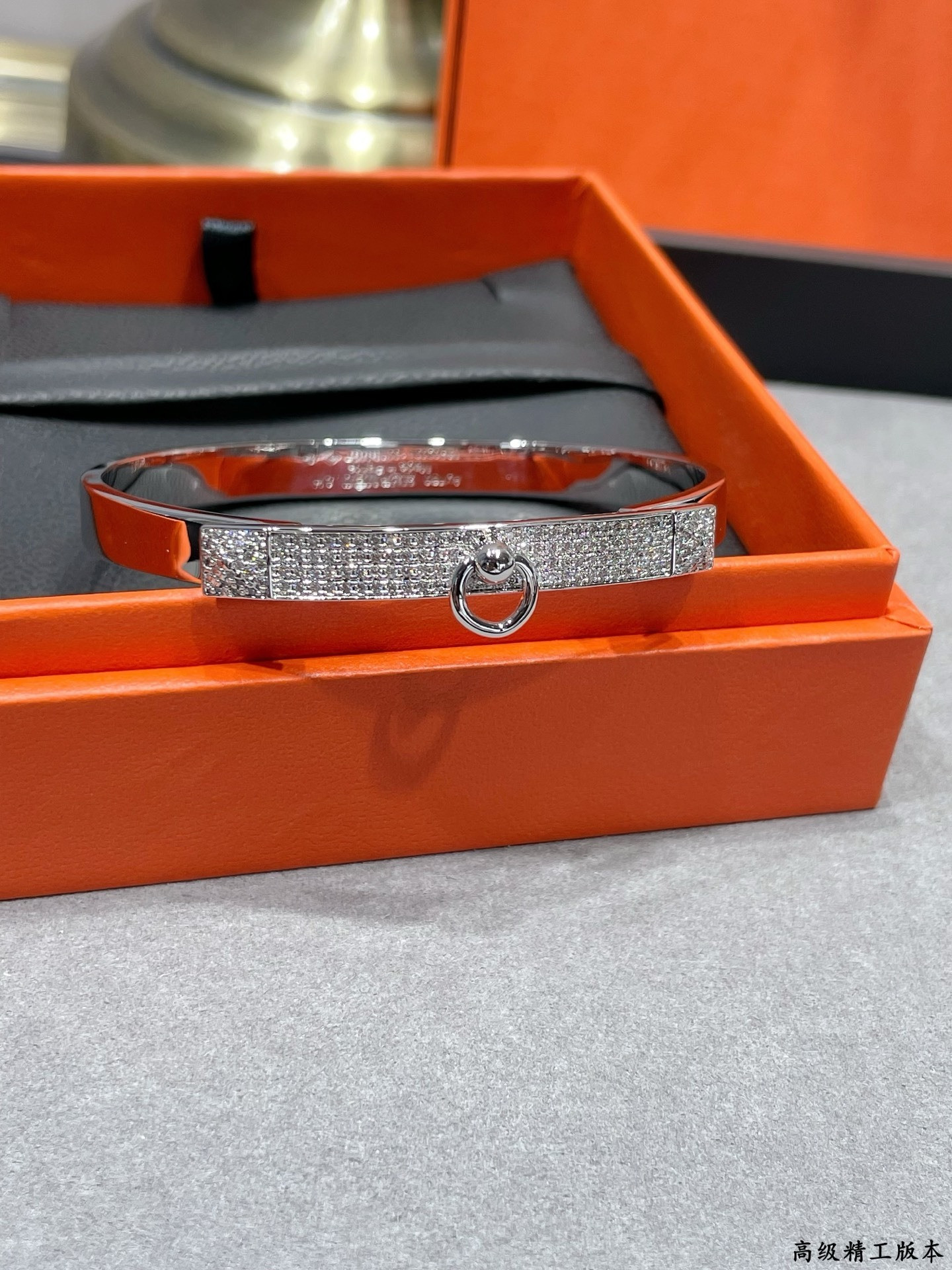 H**me5 Rivet Half D1am0nd Bracelet