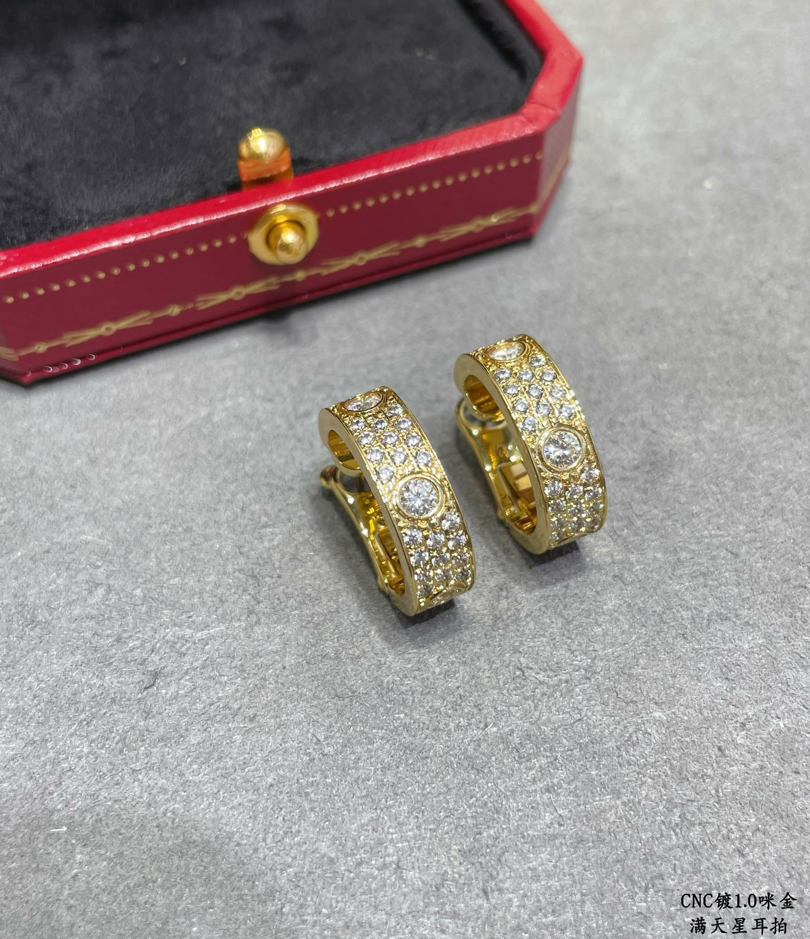 Ca*t1er Wide version full pave Earrings