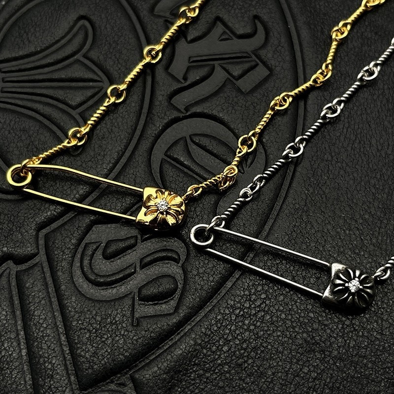 Ch*0me He**ts Twisted Chain Necklace (Chain length 45+5cm)