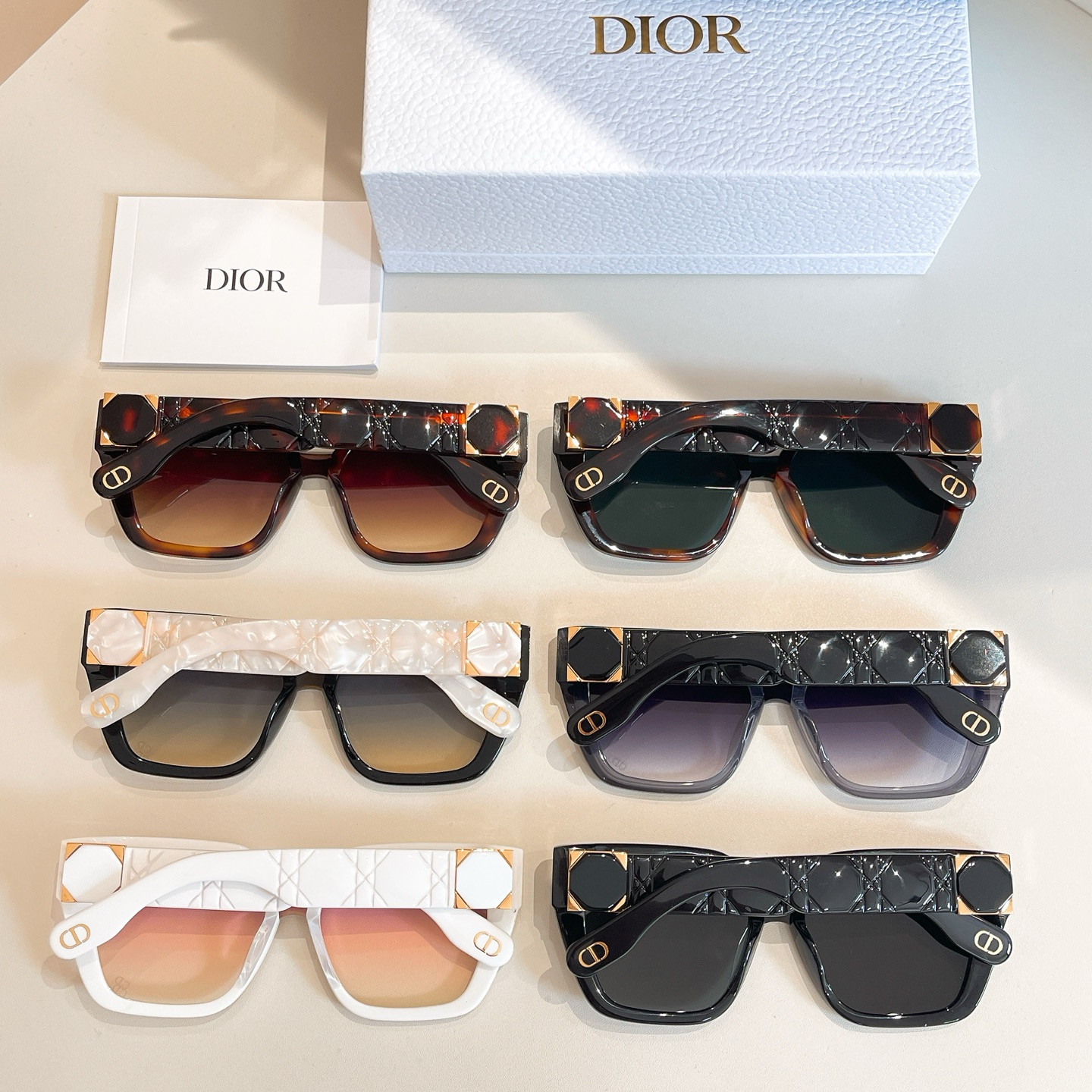 D10r Glasses
