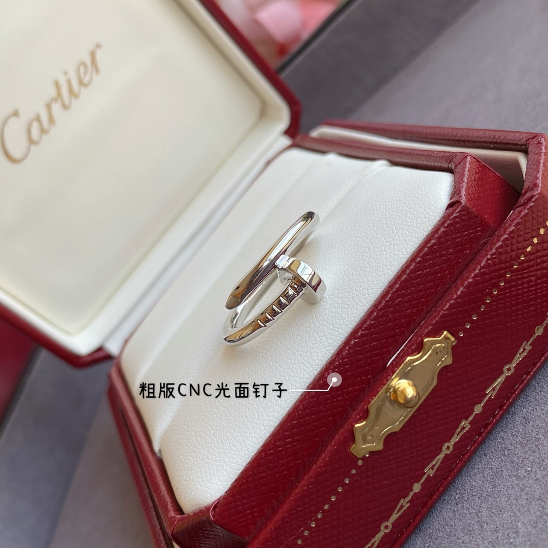 Ca*t1er Thick version smooth nail Ring