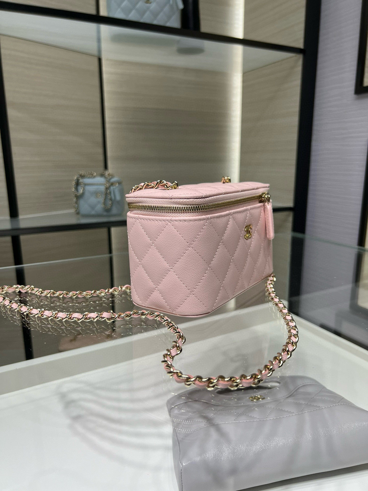 Ch**el Clutch With Chain 10x16x8cm