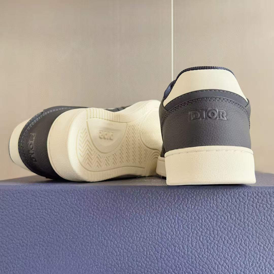 UA D10r B27 Sneaker
