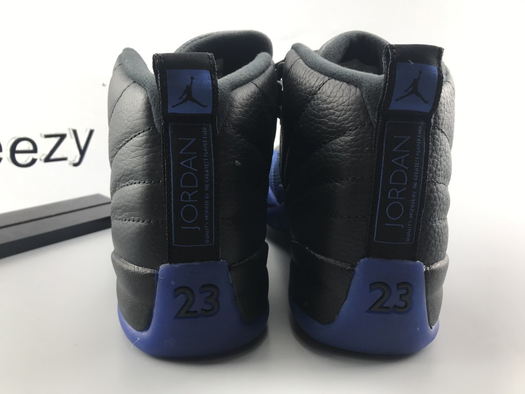 UA AIR JORDAN 12 RETRO 