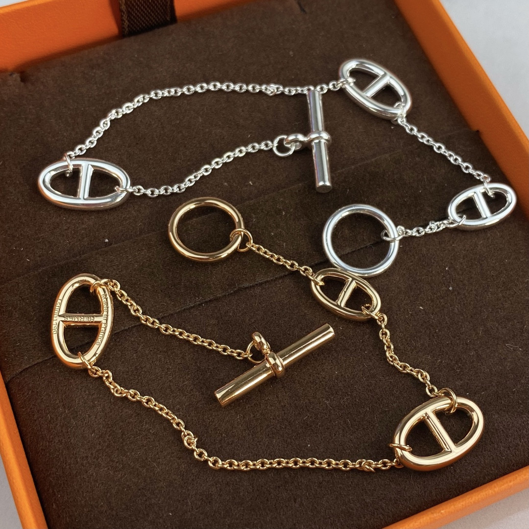 H**me5  H  Bracelet