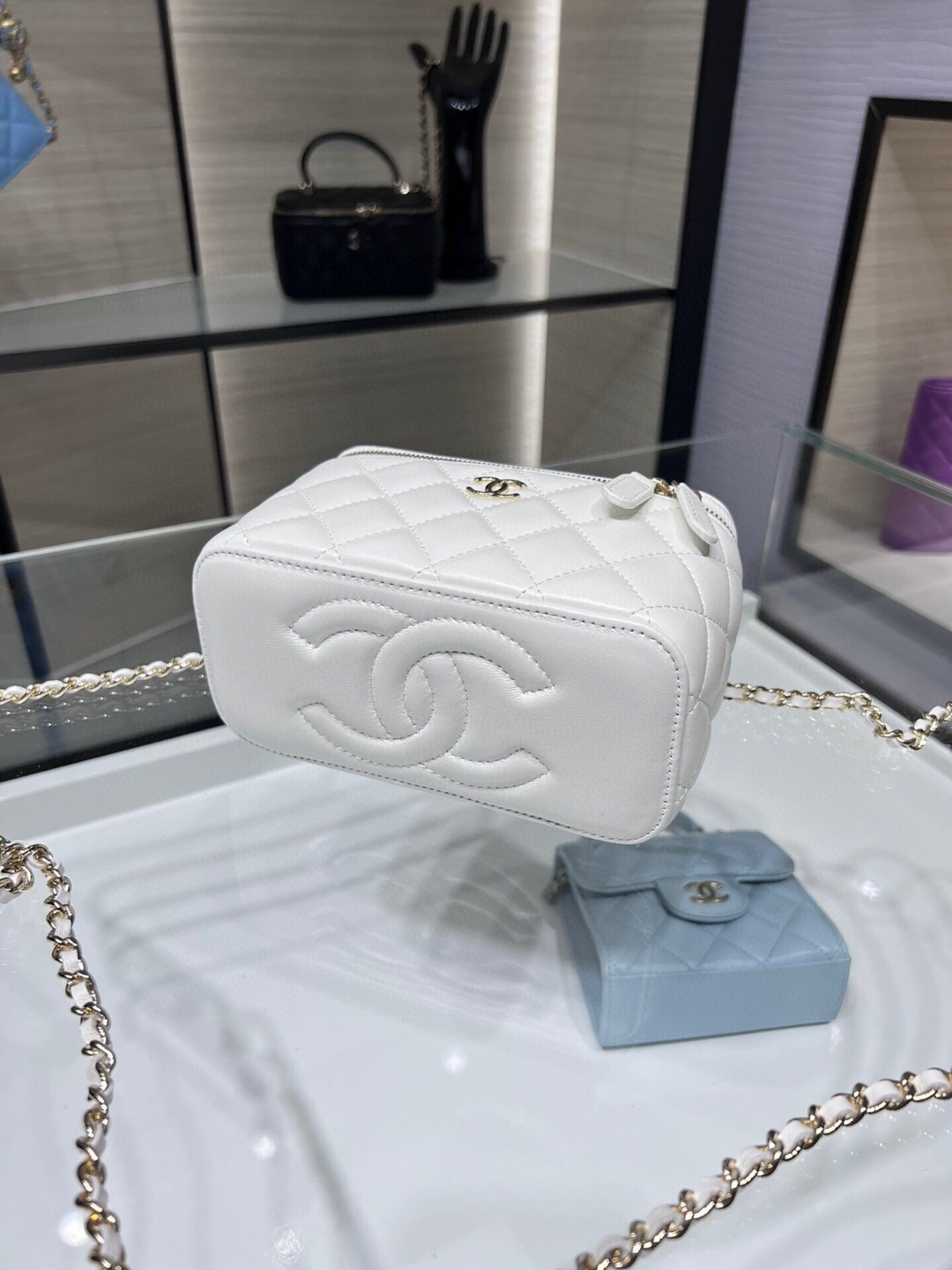 Ch**el Long Vanity with chain 16.5x10x8cm