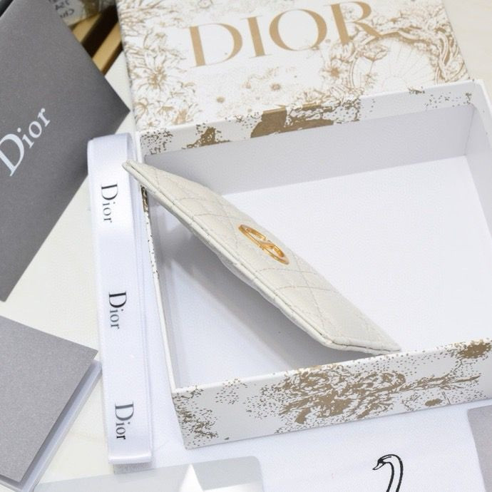 D10r Card Holder