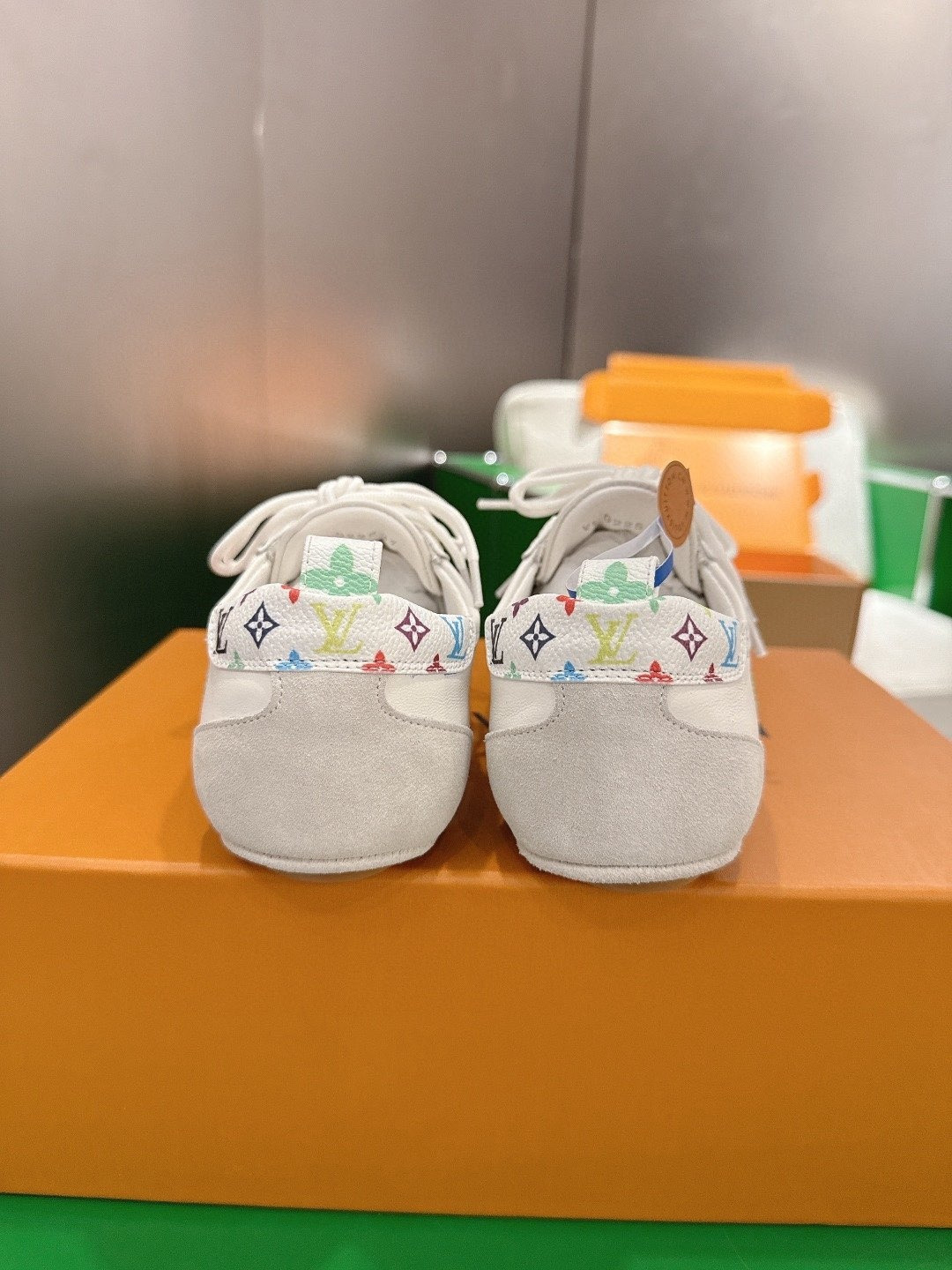 UA LV Sneaker
